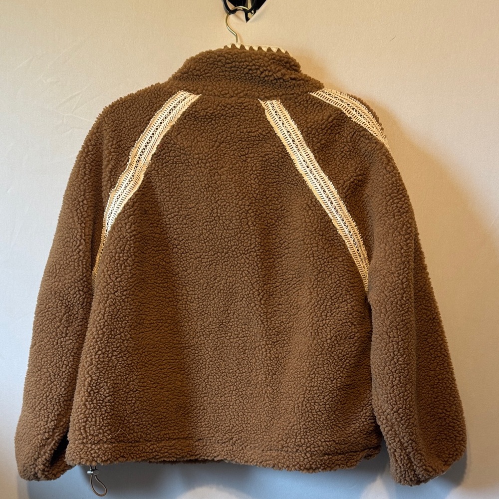 And Now This Sherpa Jacket NWT Small Petite Cozy Zip Up Fleece Brown Cream Trim - Picture 4 of 4